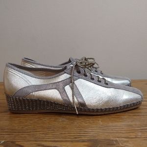 Spiffy Metallic Leather Lace Up Wedge Sneakers Size 40